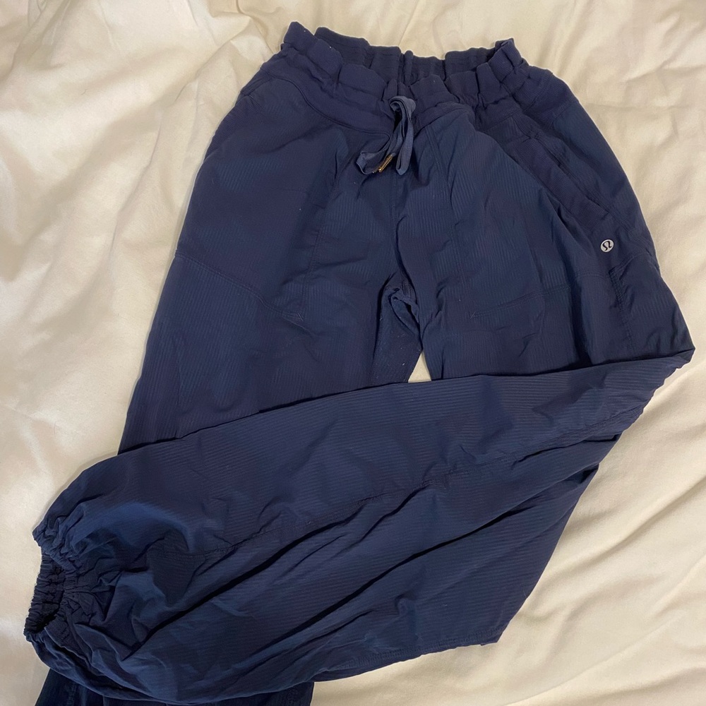 Lululemon pants